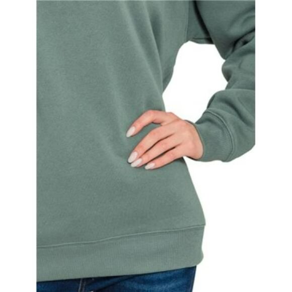 ✨NWT Zenana Fleece Round Neck Sweatshirts - Picture 2 of 3